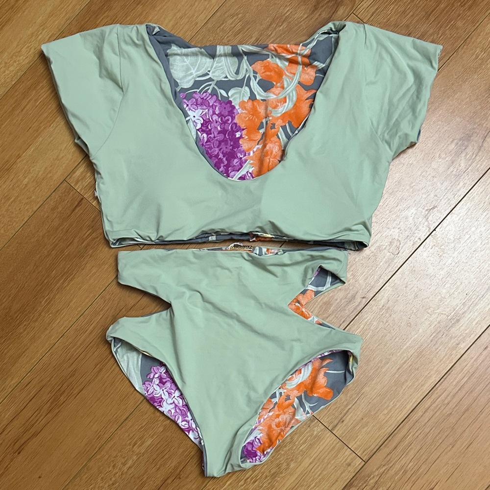 San Lorenzo Sage Green Reversible Floral Two-Piece Swim Set